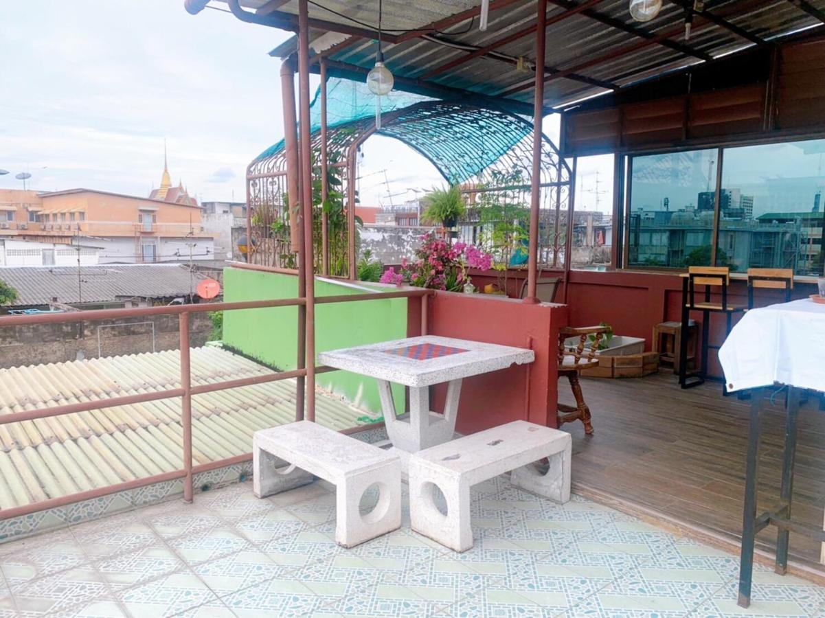 Ying Hostel Bangkok Exteriör bild