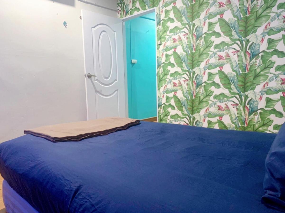 Ying Hostel Bangkok Exteriör bild